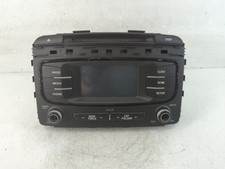 2016-2018 Kia Sorento Am Fm Cd Player Radio Receiver E2QJ6