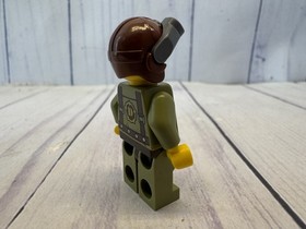 Lego #7477 ~ T-1 Typhoon vs. T-Rex ~ Dino Hero Minifigure (Din002)