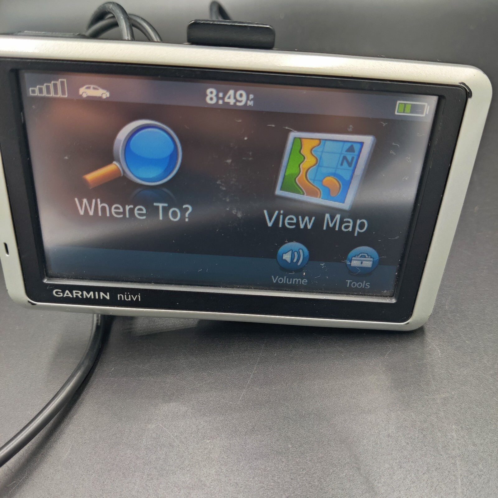 Garmin nuvi 1300 GPS Bundle With Suction Mount Great Working Condition