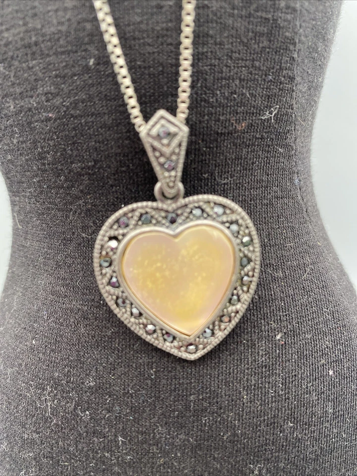 Collar madreperla Park Lane Heart Love Story Foto 2 de 4