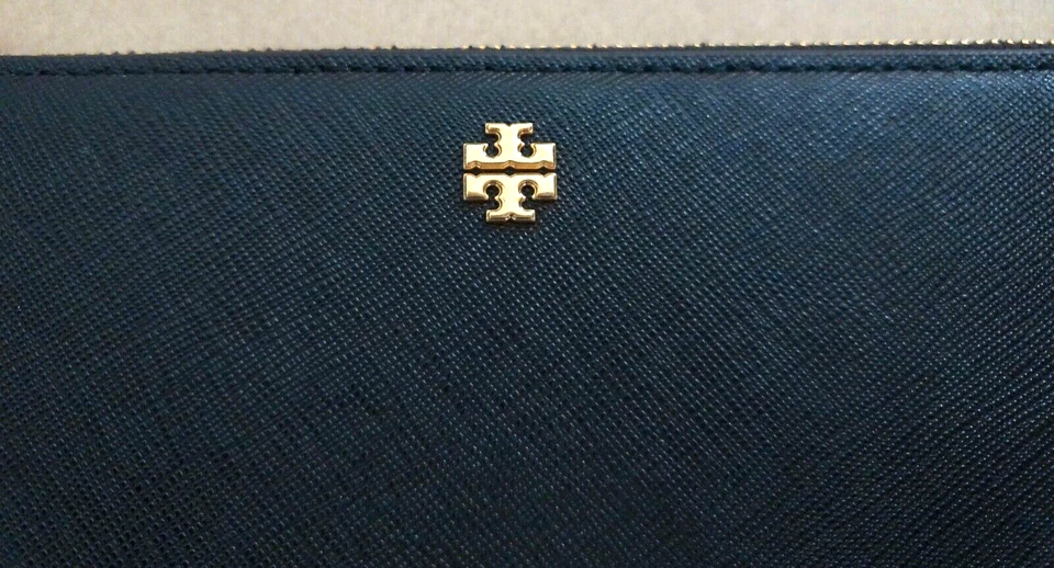 AUTHENTIC BLACK TORY BURCH ENVELOPE WALLET - Image 2 of 4
