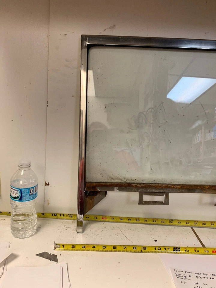 Ford Mercury 1952-1954 OEM 2 puertas HT ventana delantera derecha derecha (DG 95) Foto 2 de 4