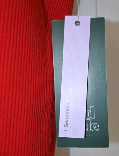 Wild Fable Seamless Red Ribbed Cropped Tank Top Size 4X NWT Nylon & Spandex - Picture 3 of 5