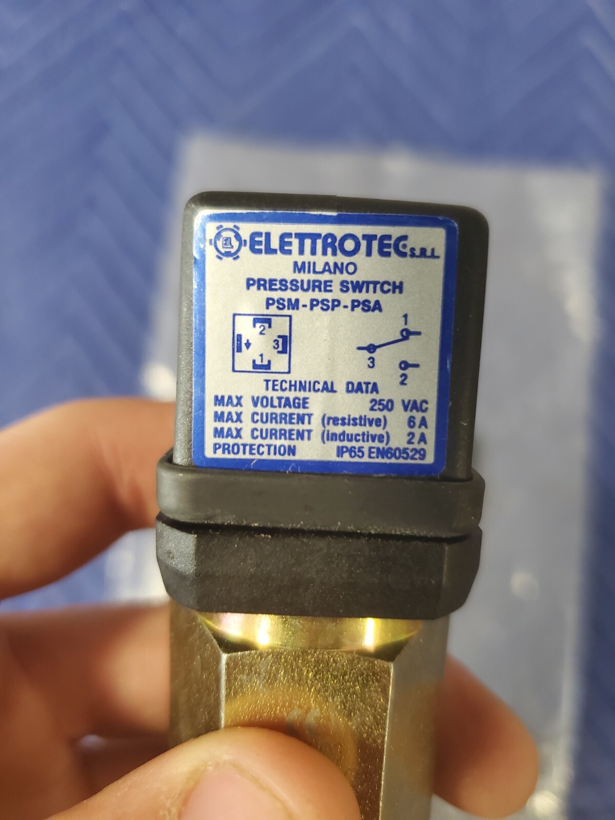 Lamborghini Murcielago Diablo lift system pressure sensor Kit  0R1470156 OEM NEW