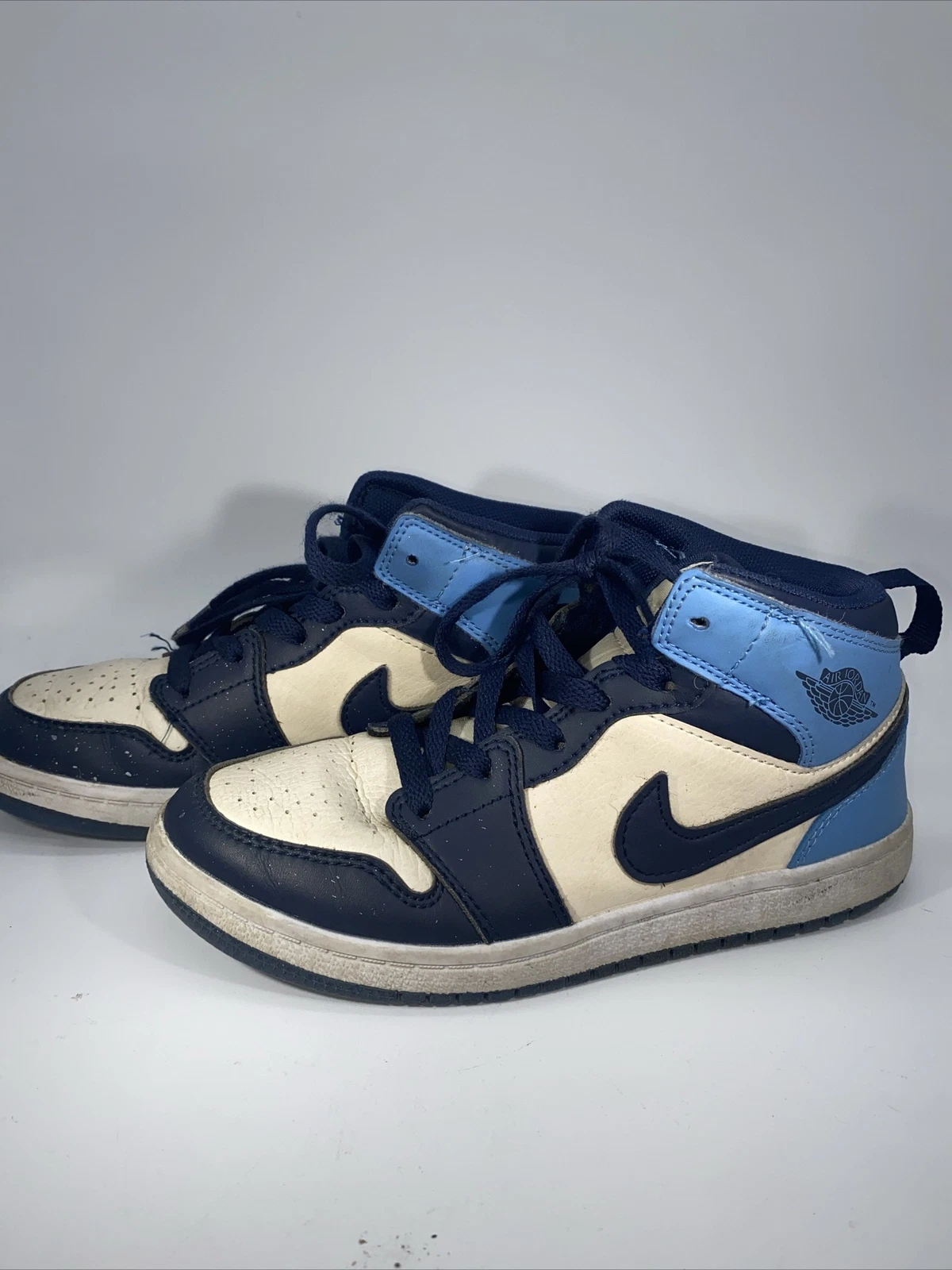 Taglia 2 5y Jordan 1 retrò OG alta ossidiana UNC 2019 vedi descrizione.