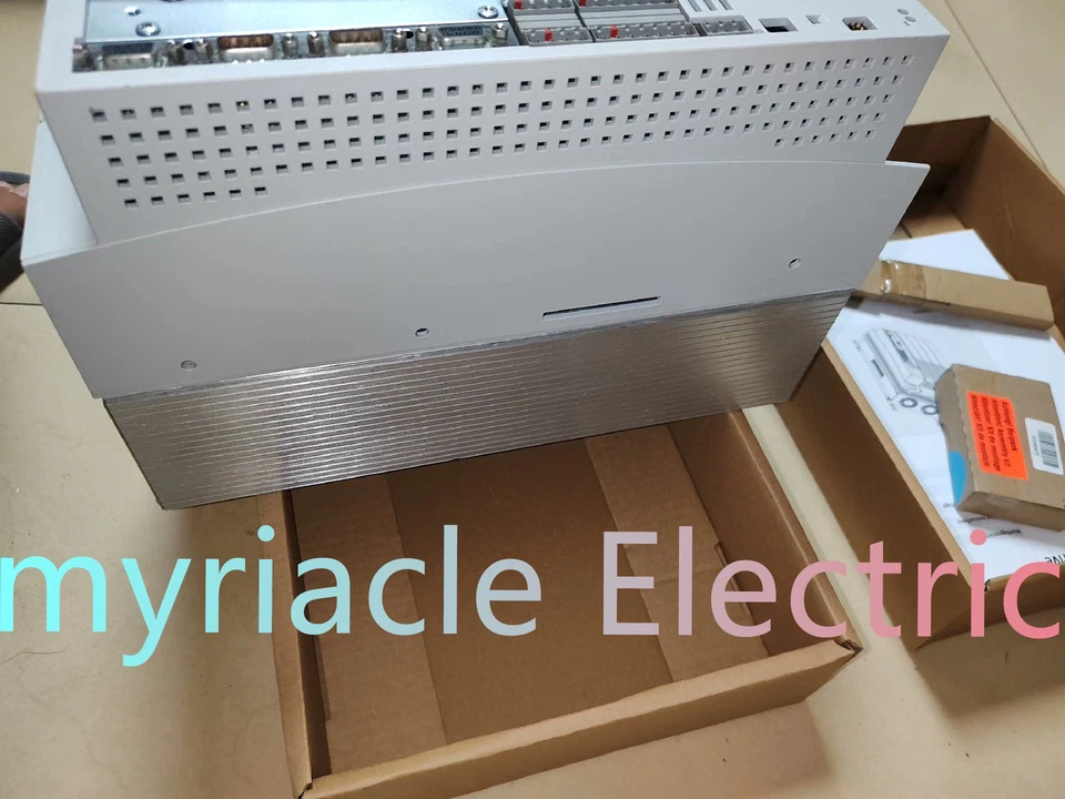 1pcs New Lenze EVS9325-ES frequency converter 9300 series DHL shipping - Image 2 of 4