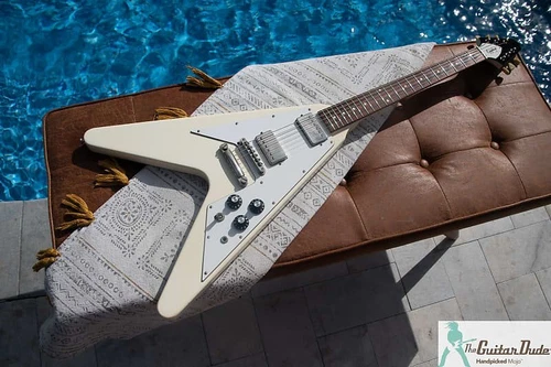 2000 Epiphone by Gibson '67 Flying V - Lightweight - Made in Japan - Pro Set Up!
