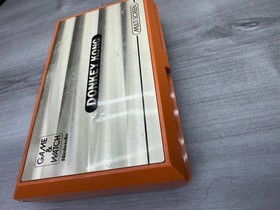 NINTENDO Donkey Kong Game and Watch Tested & Working (DK-52) 1982