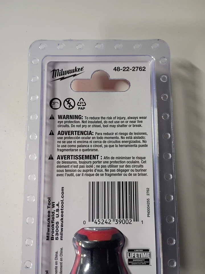 Milwaukee Stubby Multi-bit Driver 6 In 1 - Image 3 of 3