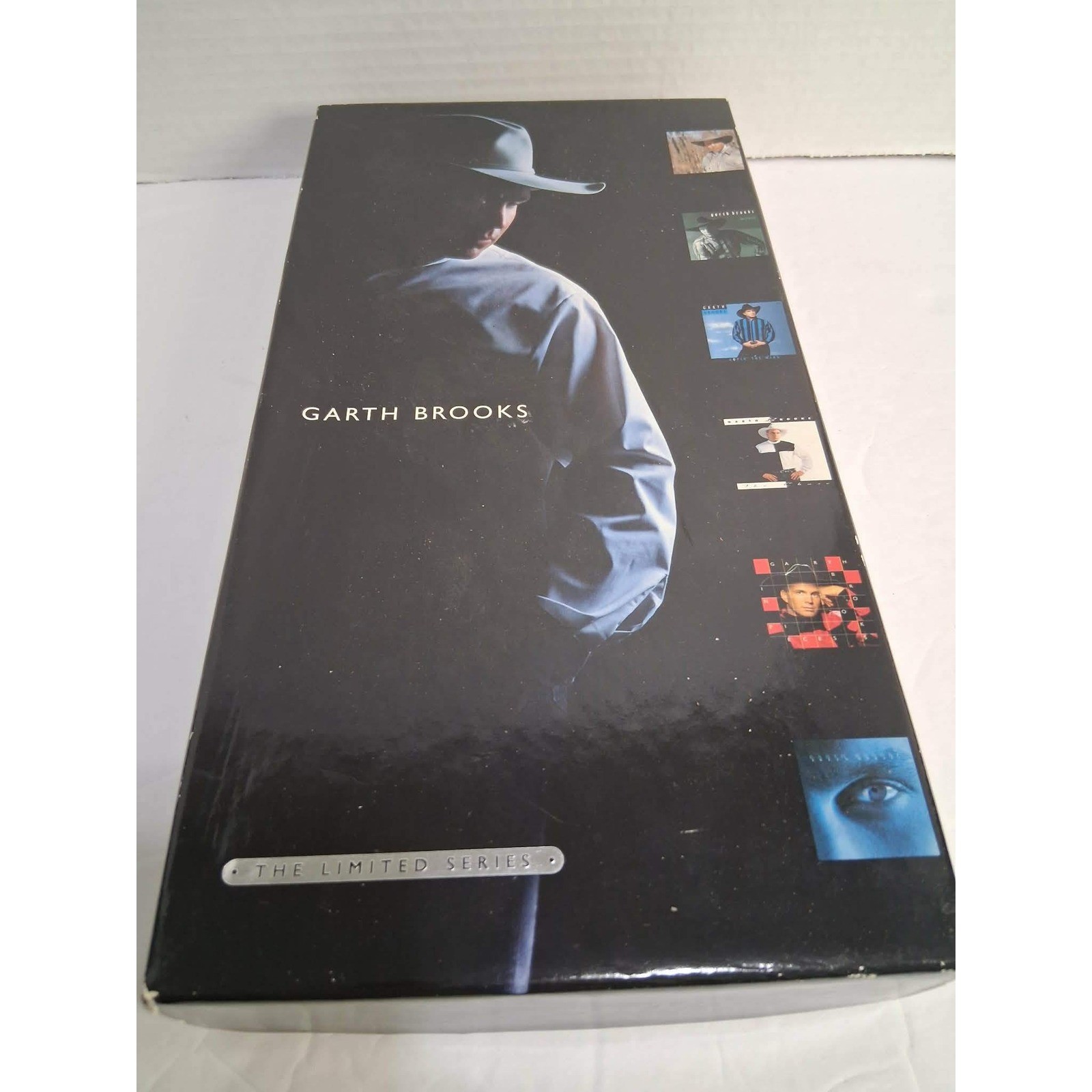 Garth Brooks The Limited Series CD Box Set READ