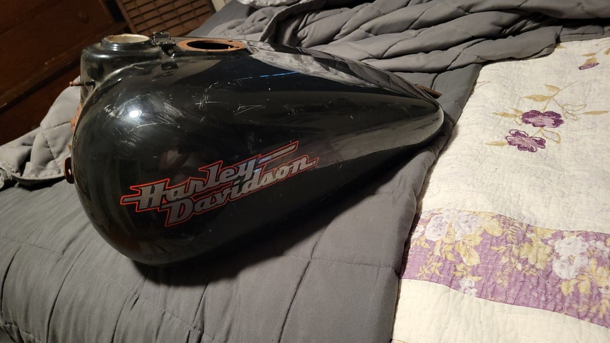 Harley-Davidson 燃料タンク HARLEY DAVIDSON OEM DYNA 2016 GAS TANK FUEL TANK | eBay