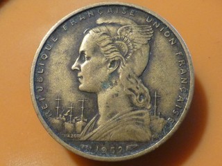 COTE FRANCAISE DES SOMALIS 20 FRANCS 1952 RECHERCHEE & QUALITE TB !