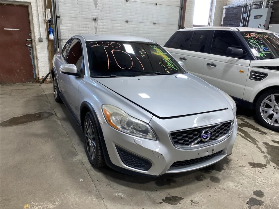 BOMBA DE INYECCIÓN DE AIRE SMOG 40 Series C30 C70 S40 S80 V50 V70 XC70 06-14 1388929 Foto 3 de 4