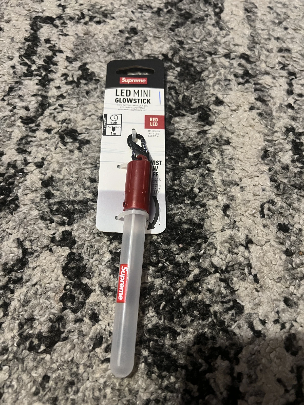 Supreme LED Mini Glowstick SS18