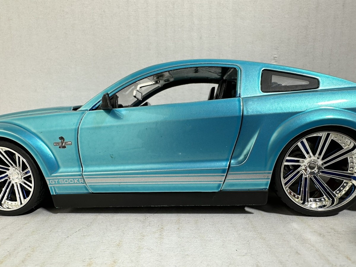 JADA BIGTIME BTM 2008 FORD SHELBY GT-500KR CANDY BLUE 1:24