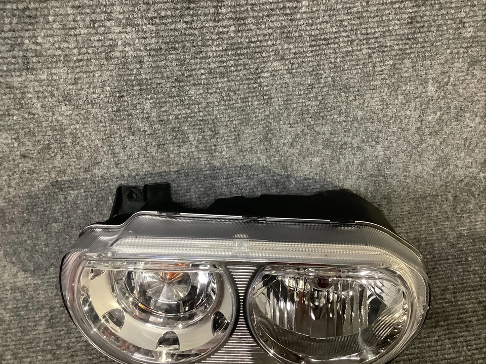 Faro halógeno izquierdo izquierdo Dodge Challenger CAPA 2008 09 10 2011 2012 2013 2014 Foto 2 de 4