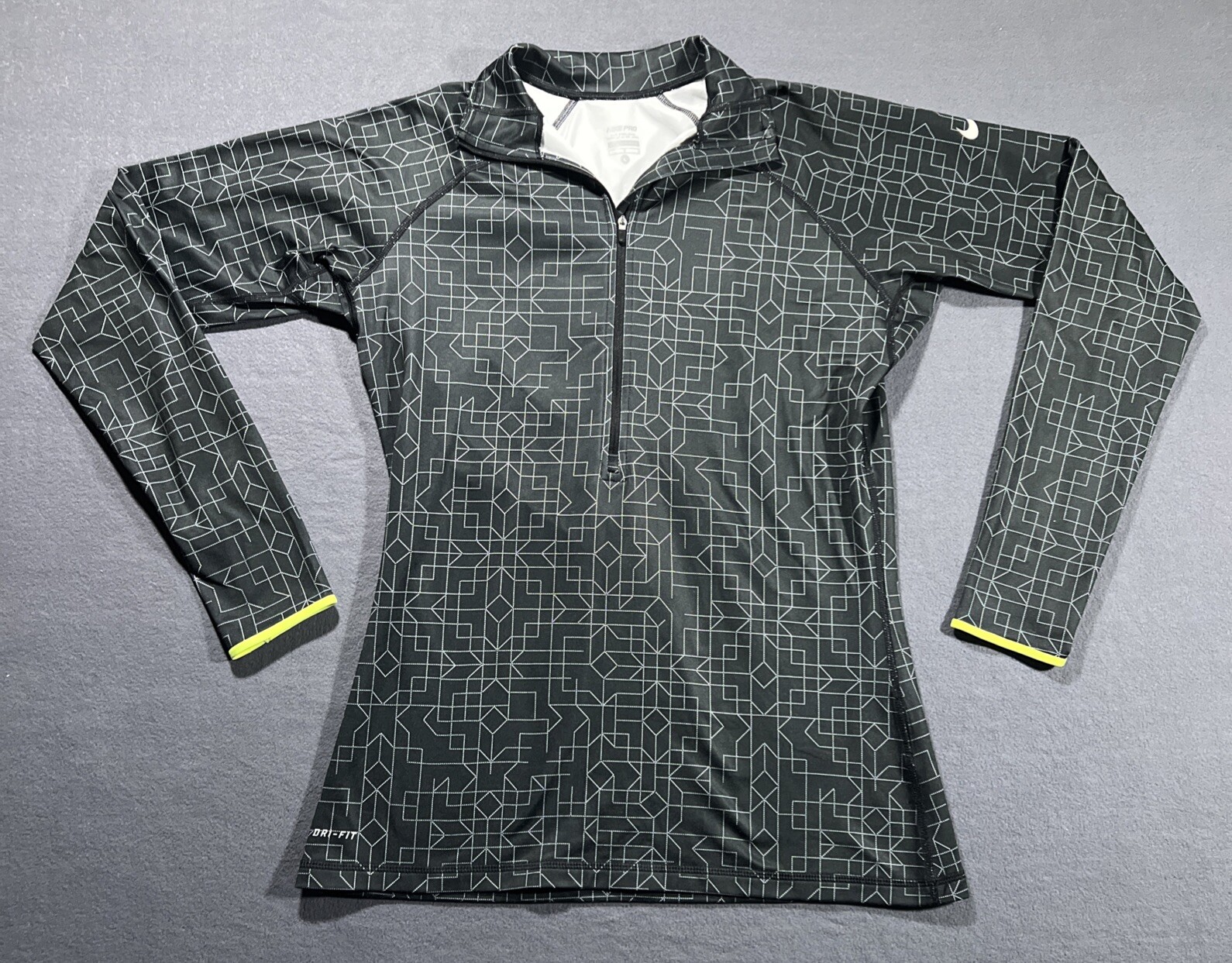 Nike Pro Dri-Fit Half Zip Pullover Women’s Large Black Geometric Running Train