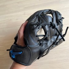 Mizuno ball/Softball Gloves Black/Blue Leather