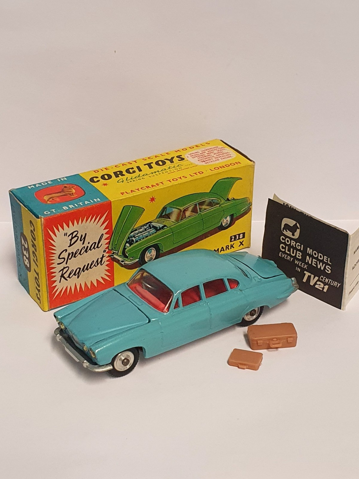 Corgi 238, Jaguar MK X - Free Price Guide & Review