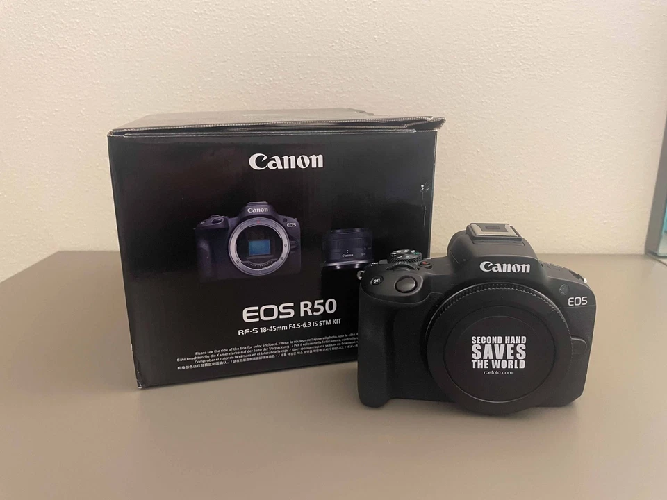 Canon EOS R50 V, foto 1 di 5
