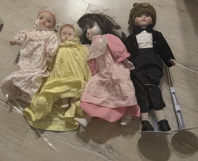 4 Vintage Deko/Sammler Porzellanpuppen inkl. Ständer   Gaby's Cadeaux u.a.