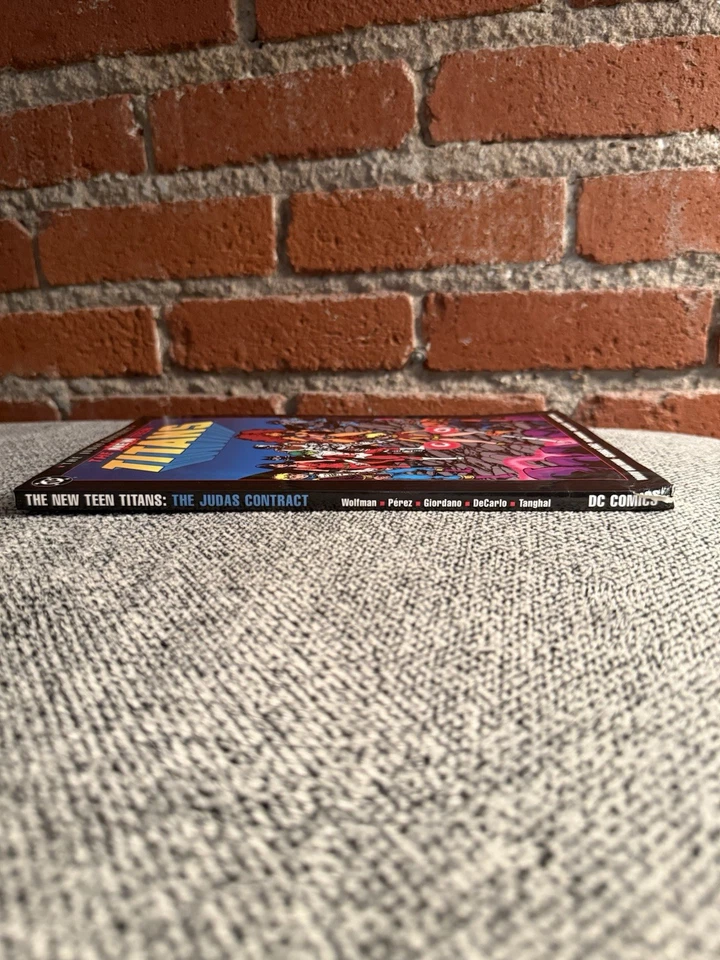 全新青少年泰坦:犹大合同 TPB 贸易平装 GN 图画小说 — 第 3/4 张图片