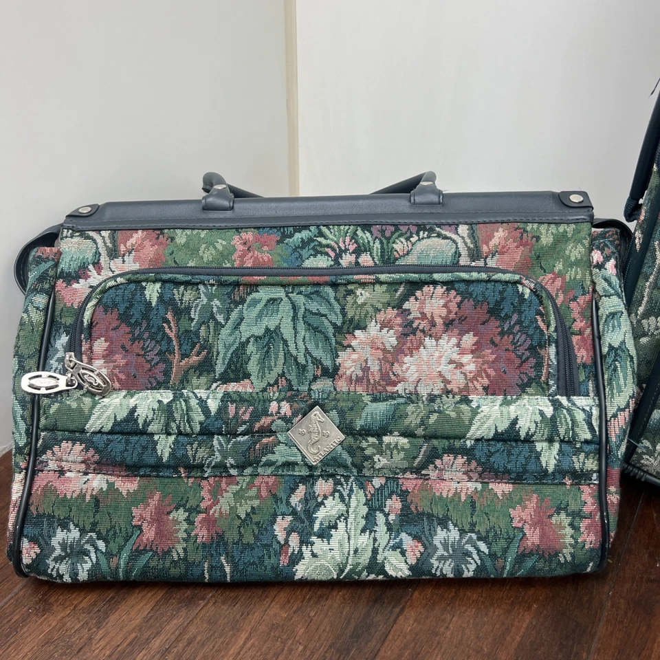 Atlantic Luggage-Vintage 3 Piece Luggage Set Floral Pattern With Handle & Wheel - Image 2 of 4
