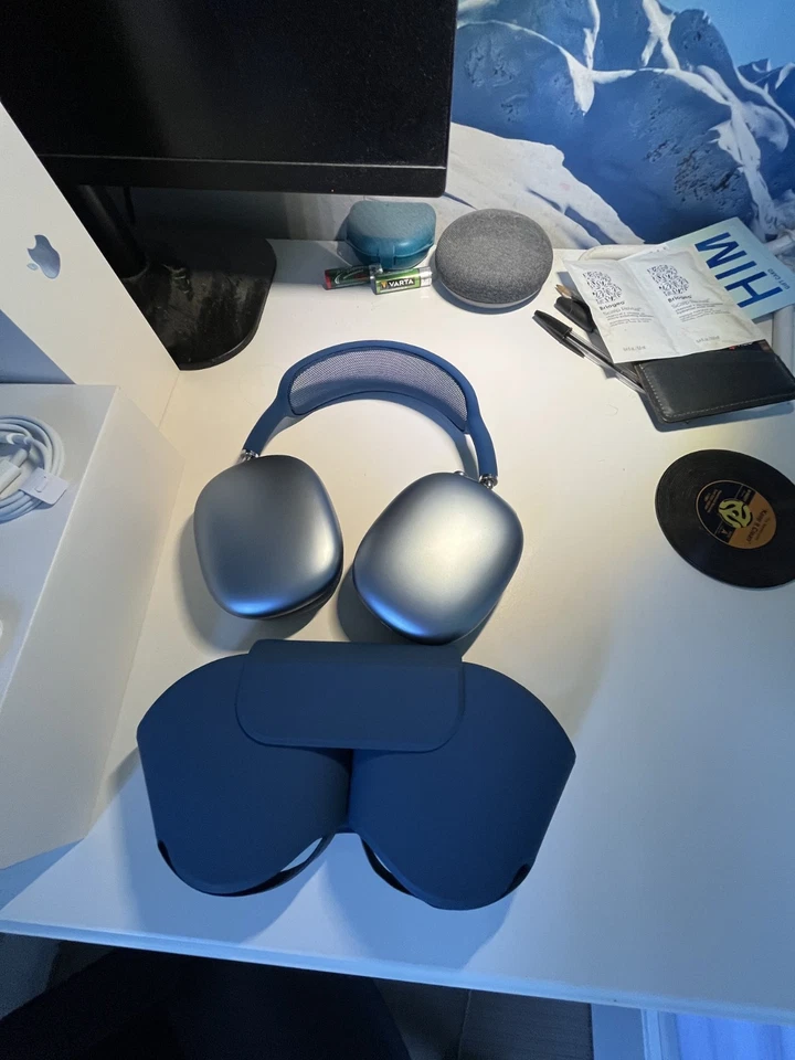 Apple Airpods Max (Midnight-Sky Blue) [USB-C] *USED* - image 2 of 4