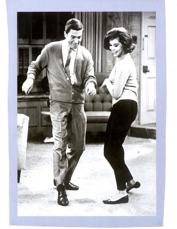 Dick Van Dyke: 60 separate, original career clippings pages lot