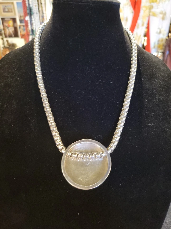 Sterling Silver & Peridot Box Chain 24" Necklace  - Image 4 of 4