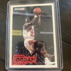 1993-94 Fleer Michael Jordan #28 Chicago Bulls basketball card(B)