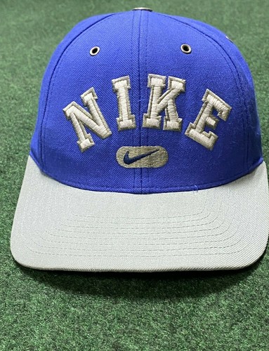 RARE 90s Nike Swoosh Spell Out Snap 