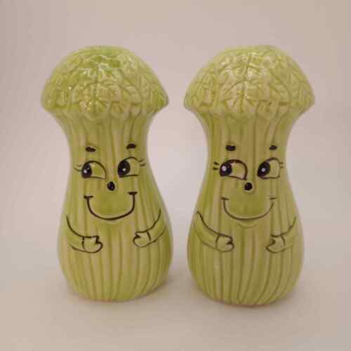 Vintage Anthropomorphic Celery Salt And Pepper Shakers Made In Japan - Picture 1 of 8