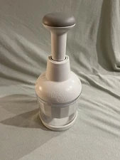 Pampered Chef Push Function Food Chopper - White