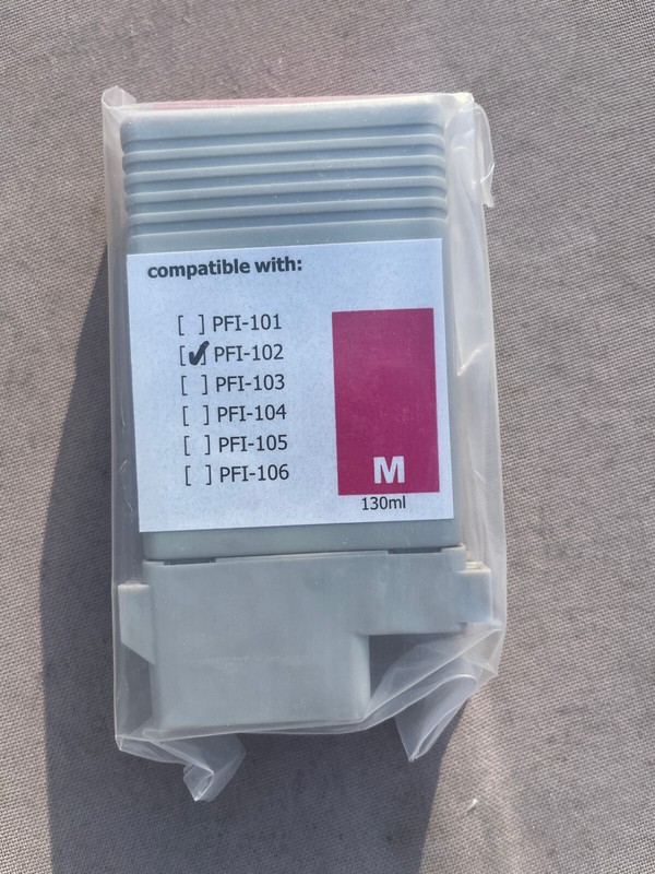 imagePROGRAF Wide Format Printer Ink PFI-102 MAGENTA- BRAND NEW IN PACKAGE
