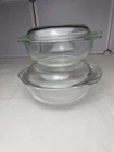 PYREX 1 qt and 1.5 qt clear round casserole dishes with lid