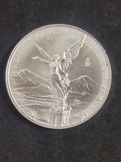 1998 1 oz Mexico Libertad .999 Fine Silver Bullion Mexican Mint Low Mintage