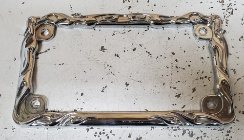 HARLEY DAVIDSON MULTI FIT CHROME 4 IN x 7 IN FLAMED METAL LICENSE PLATE FRAME