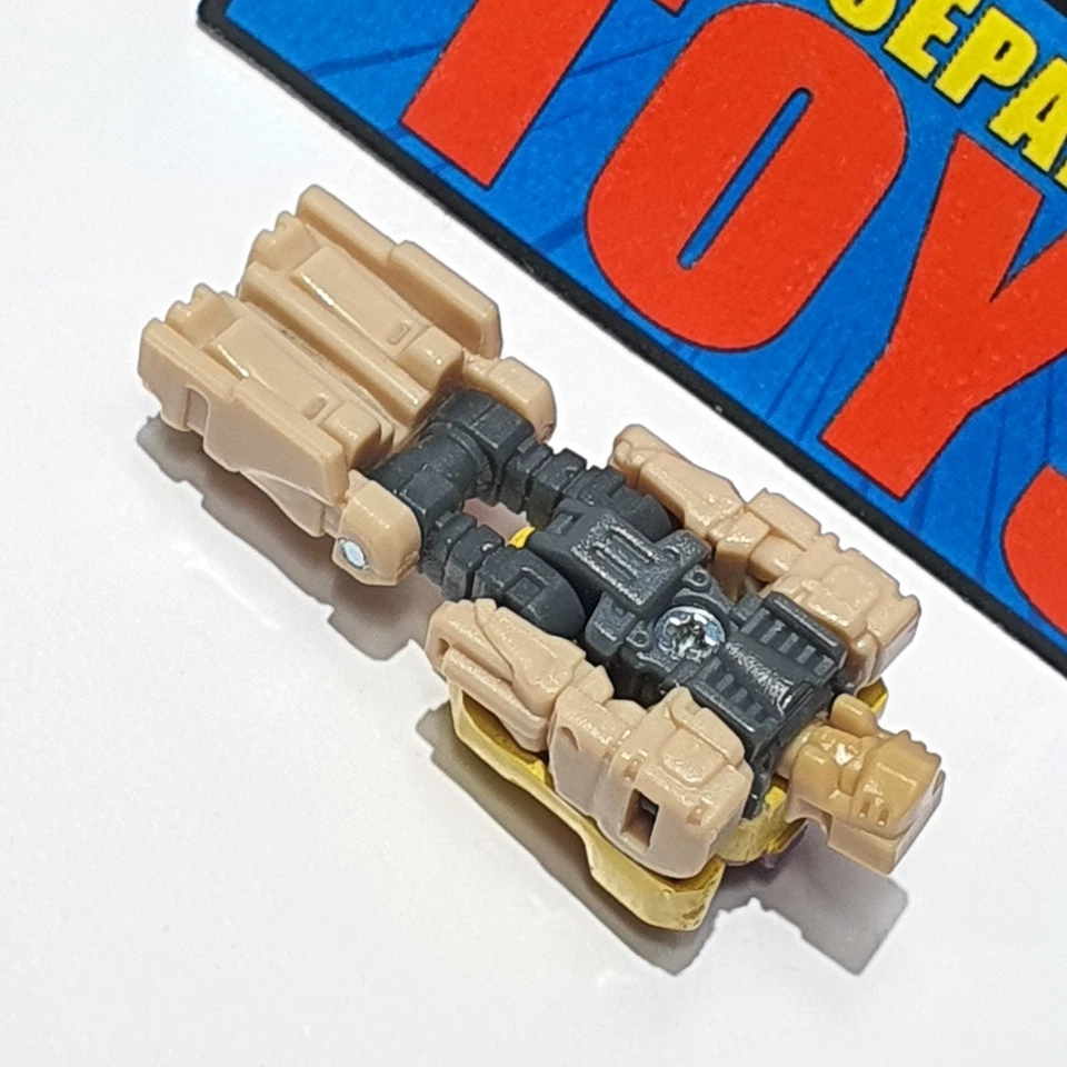 Transformers Generations Titans Return Blitzwing HAZARD figure head Voyager - Image 4 of 4