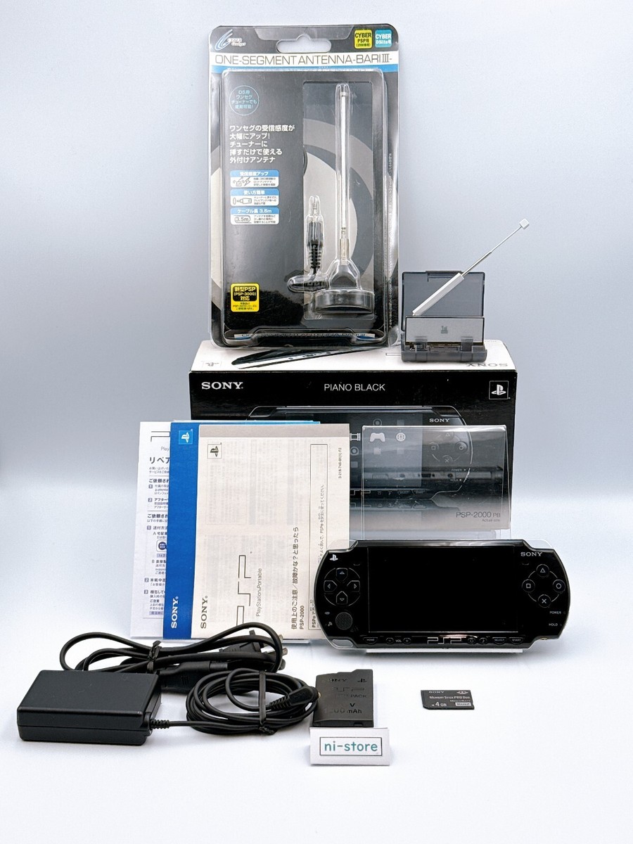 Sony PSP-2000 Console Black Complete in box Region free w