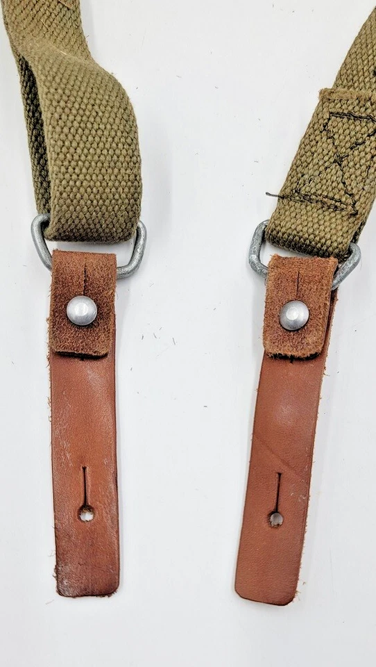 Original Chinese SKS Rifle Sling - Green Canvas, Metal Hardware, Leather Loops - Image 2 of 3