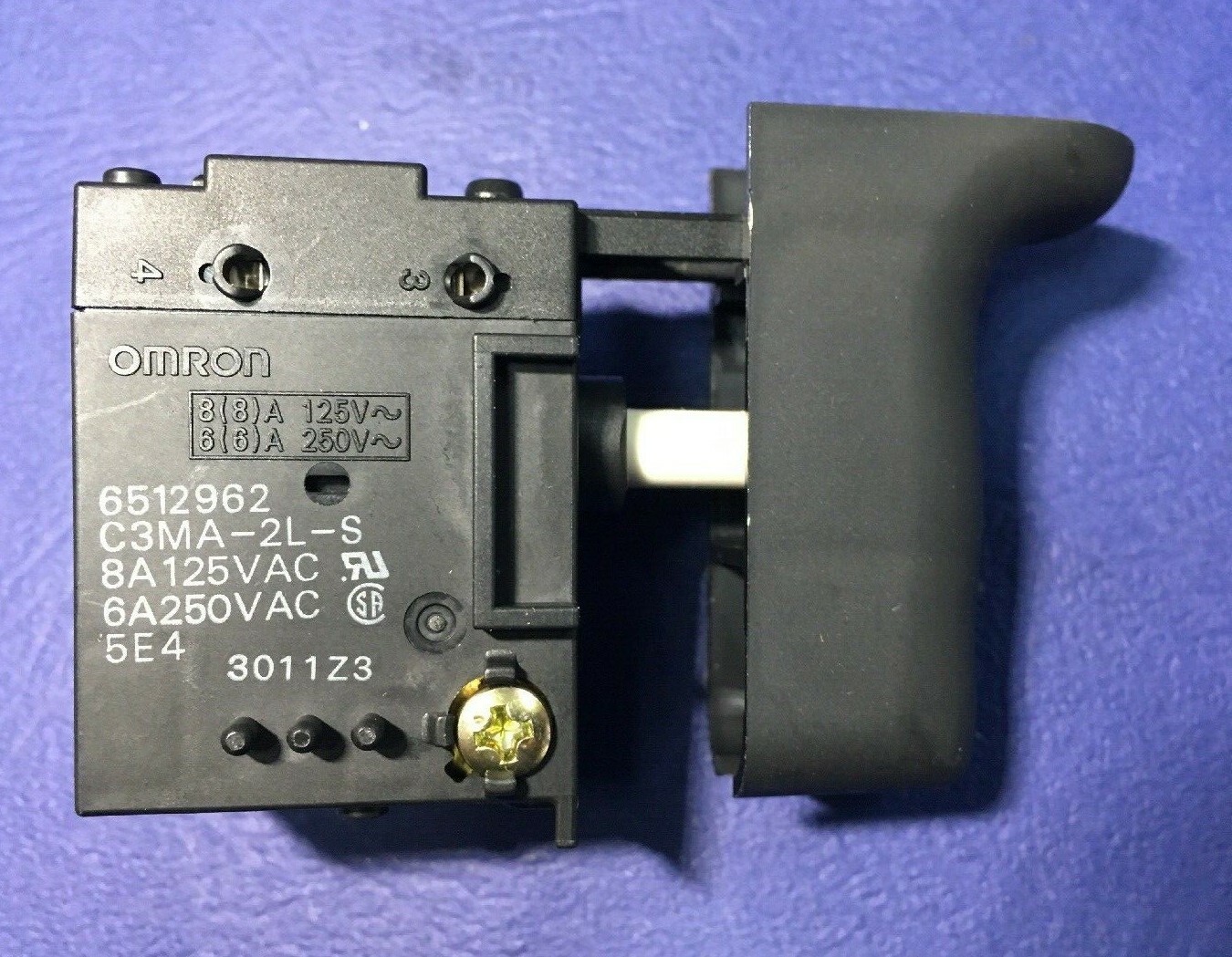 Picture 2 of 4