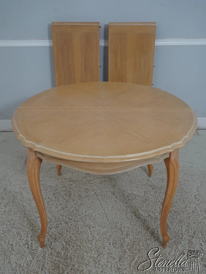 LF67457: Juego de mesa de comedor provincial francesa y 4 sillas Foto 3 de 4