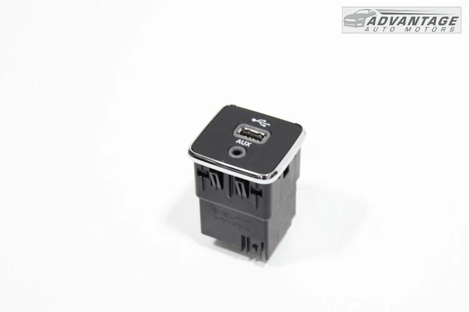 Jeep Compass 2017-2021 consola conector USB puerto de carga adaptador y auxiliar OEM Foto 2 de 4