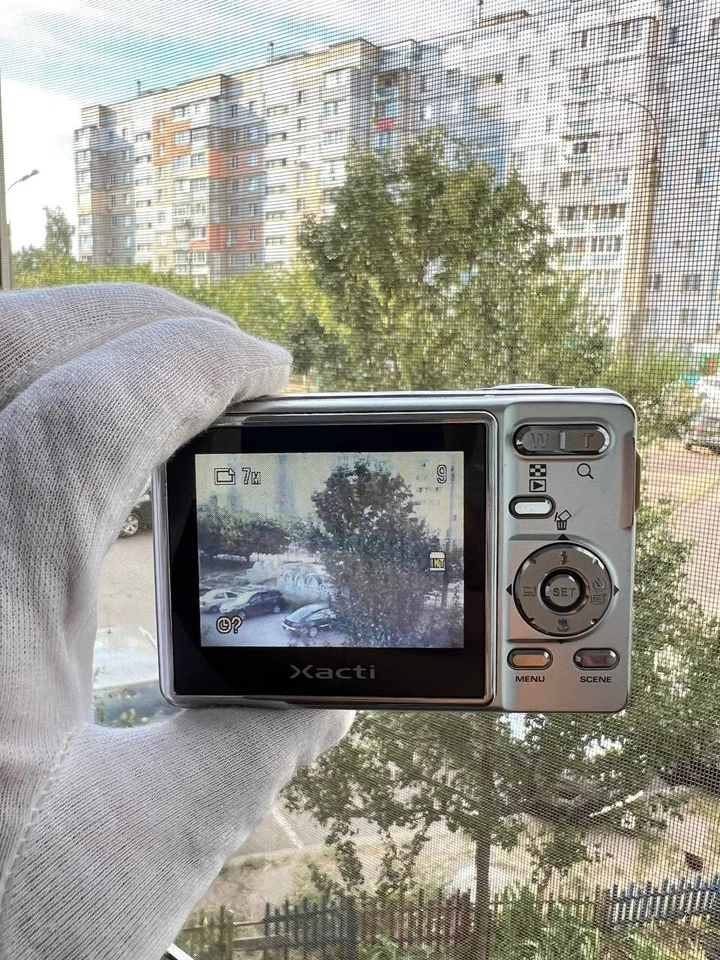 Sanyo Xacti VPC-S70 Compact Y2K Digital Camera 7,1 mp TESTED - Image 2 of 4