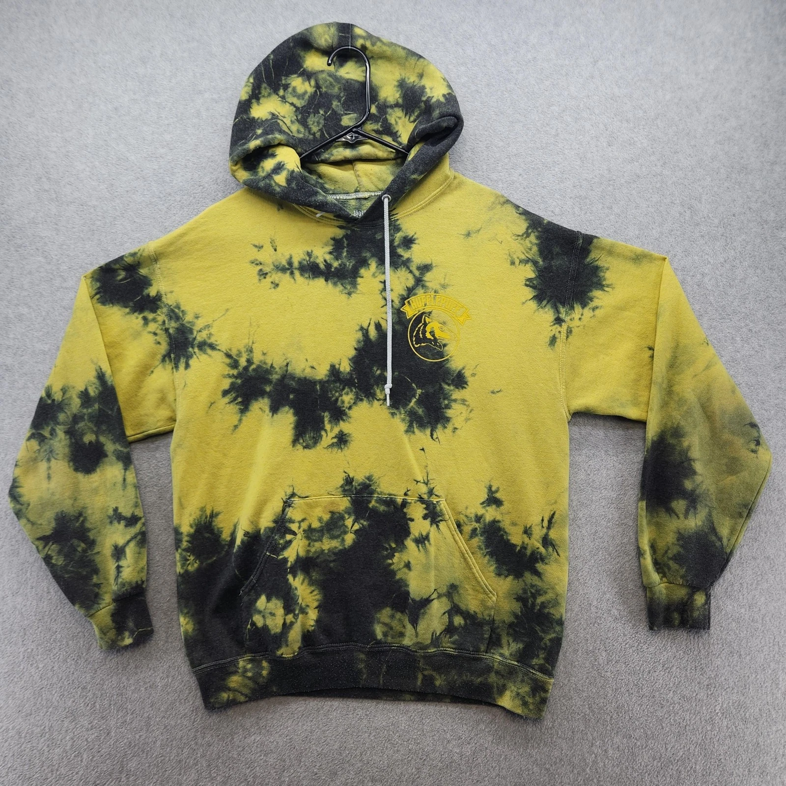 Harry Potter Hufflepuff Hoodie Mens Medium Yellow Tie Dye Pullover Sweatshirt