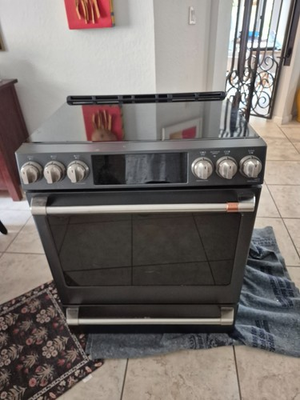 #ad GE Cafe Induction range for spare parts $150.00
