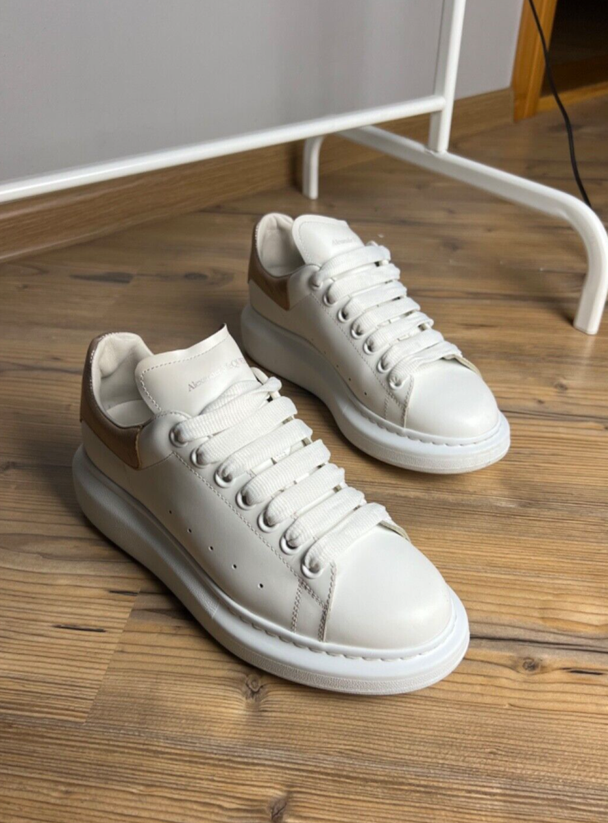Alexander McQueen Wmns Oversized Sneaker 'White Bronze Gold' Size