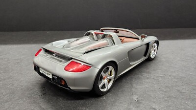 自動車 Tamiya 1/12 Porsche Carrera GT Tamiya 1/12 Porsche Carrera GT Premium Model Kit [TAM12050