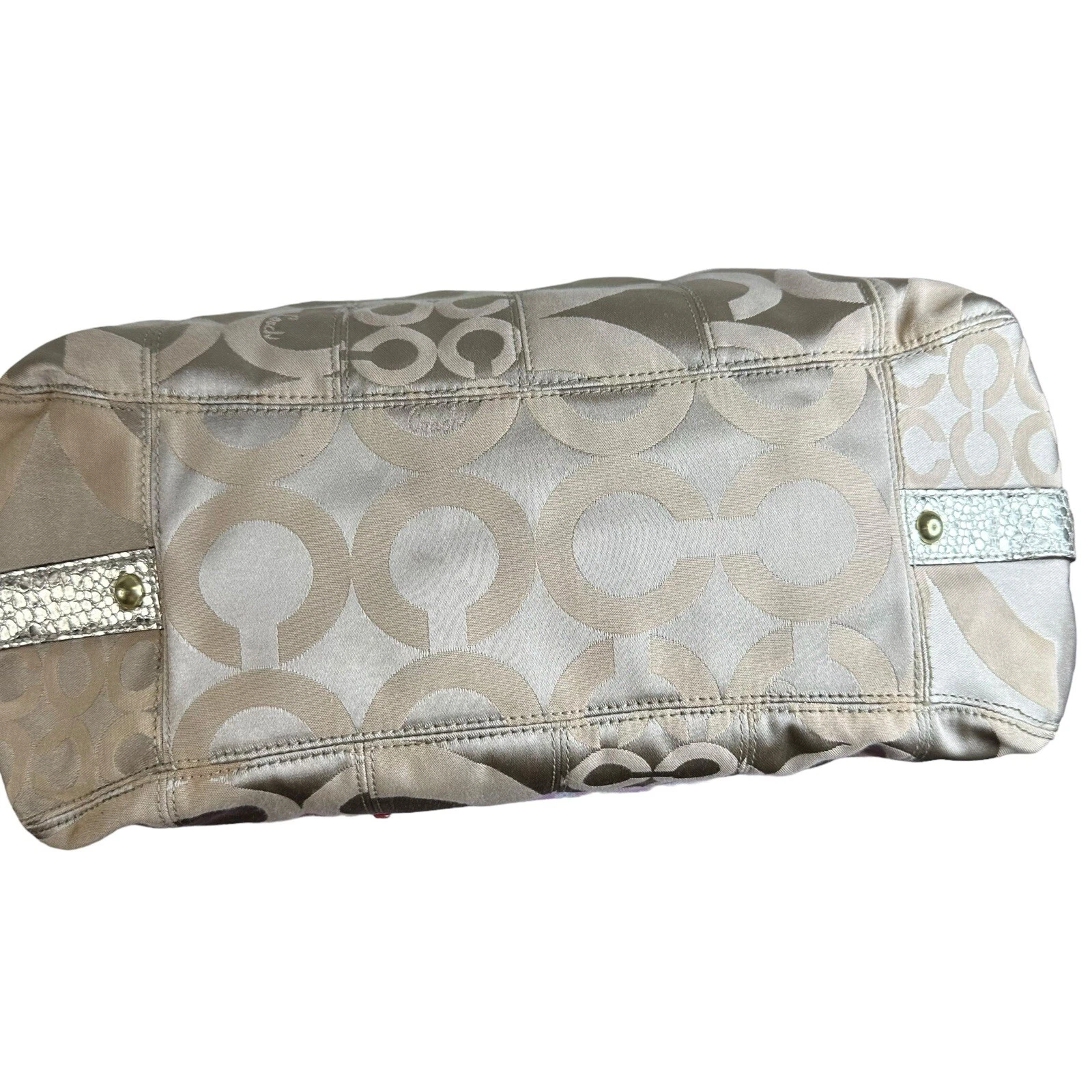 Borsa a tracolla Coach monogramma logo C beige pelliccia metallica finitura tela pelle #13905